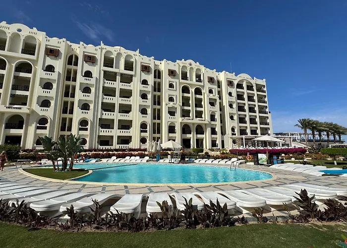 Gravity & Aquapark Sahl Hashesh Apartmanhotel *